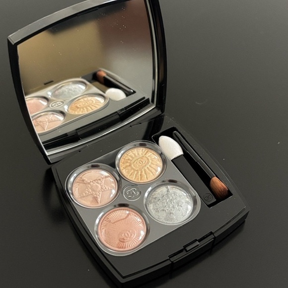 Chanel 229 Boutons Stellaire Les 4 Ombres Multi-Effect Quadra Eyeshadow - Picture 6 of 7